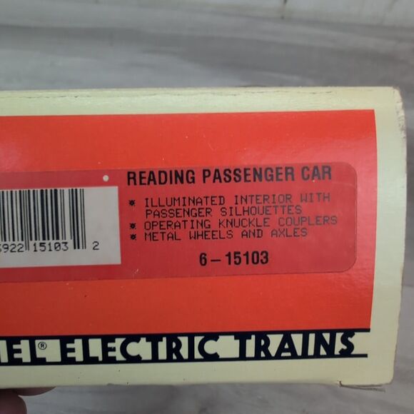 Lionel 6-151043 Reading Company Passenger Car W/ Box - Picture 8 of 13